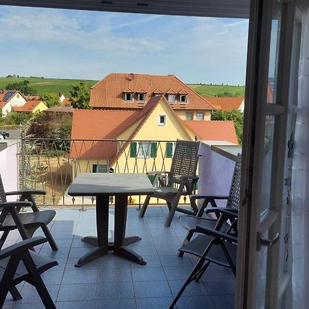 Villa Lila Sommerach Esterno foto