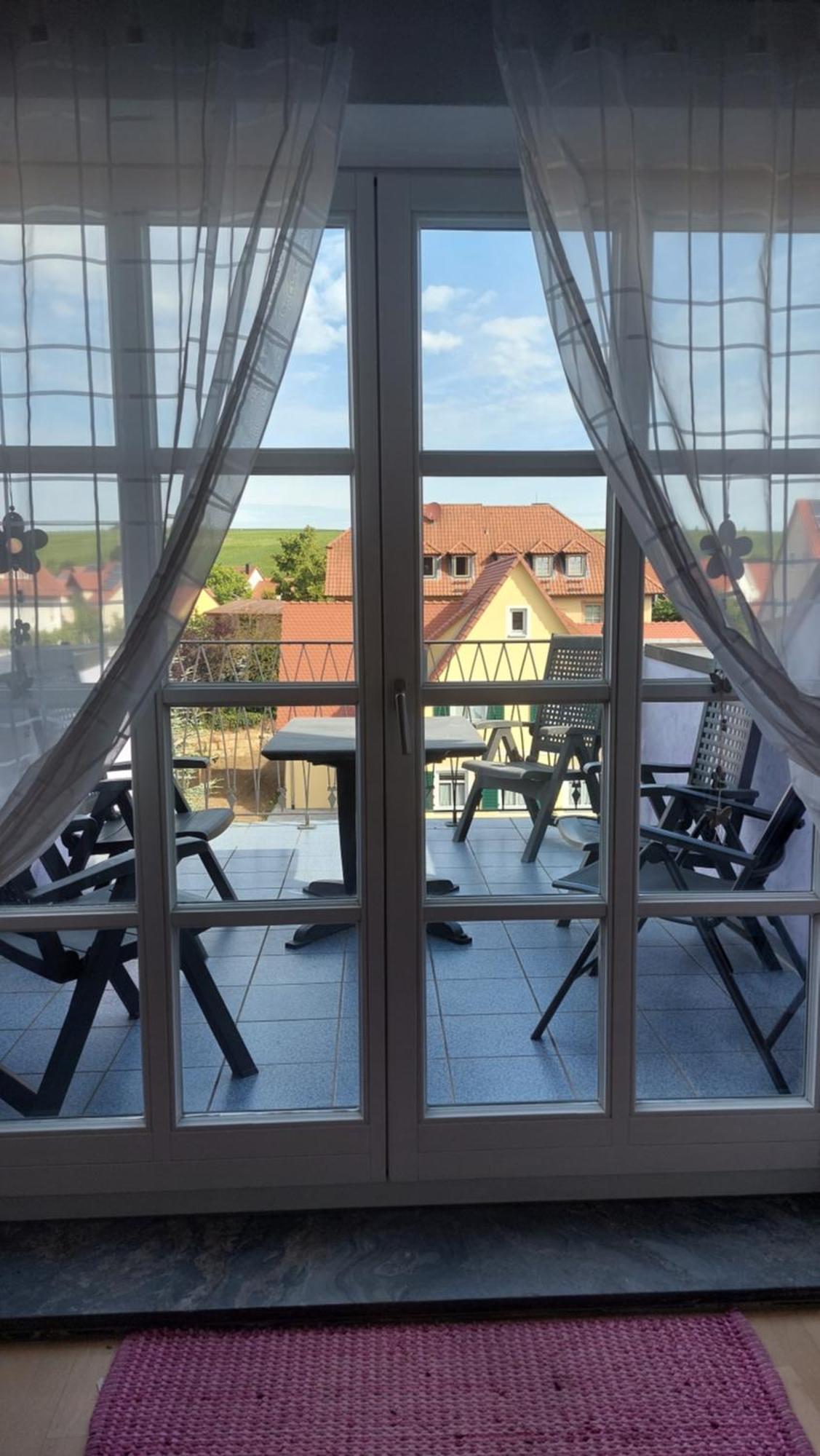 Villa Lila Sommerach Esterno foto