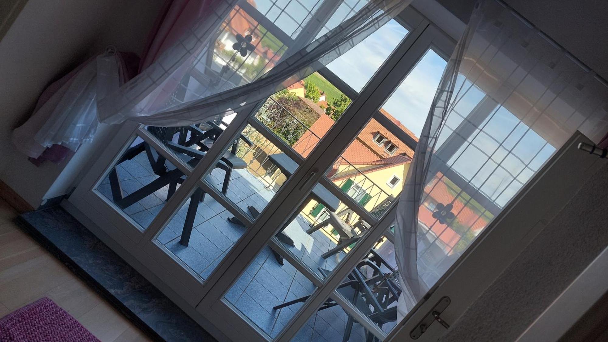 Villa Lila Sommerach Esterno foto